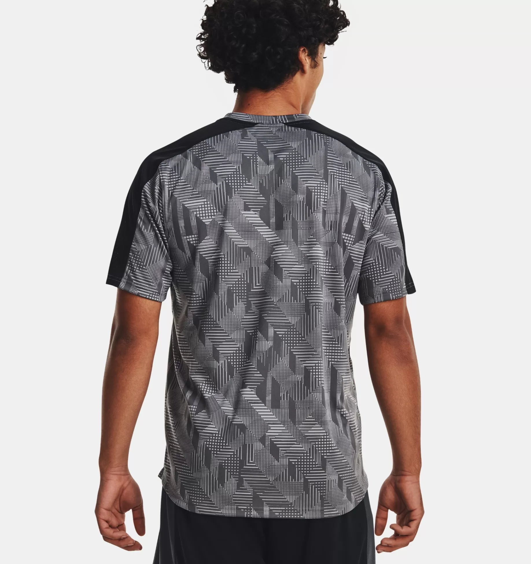 Outlet Under Armour Maglia Da Allenamento Ua Challenger Da Uomo Pitch Gray / Mod Gray - 015