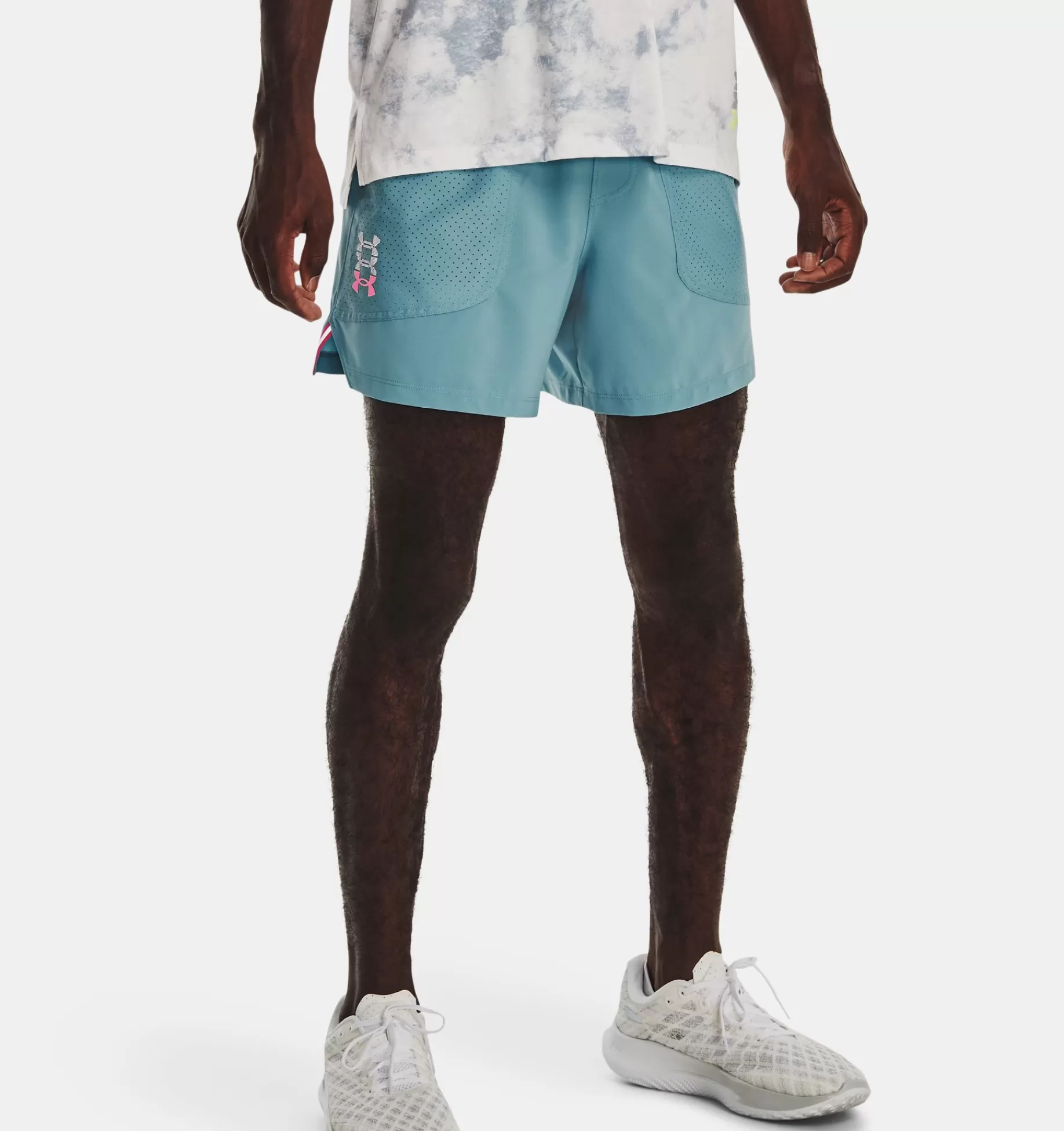 Shop Under Armour Shorts Ua Run Anywhere Da Uomo Still Water / Rebel Pink - 400