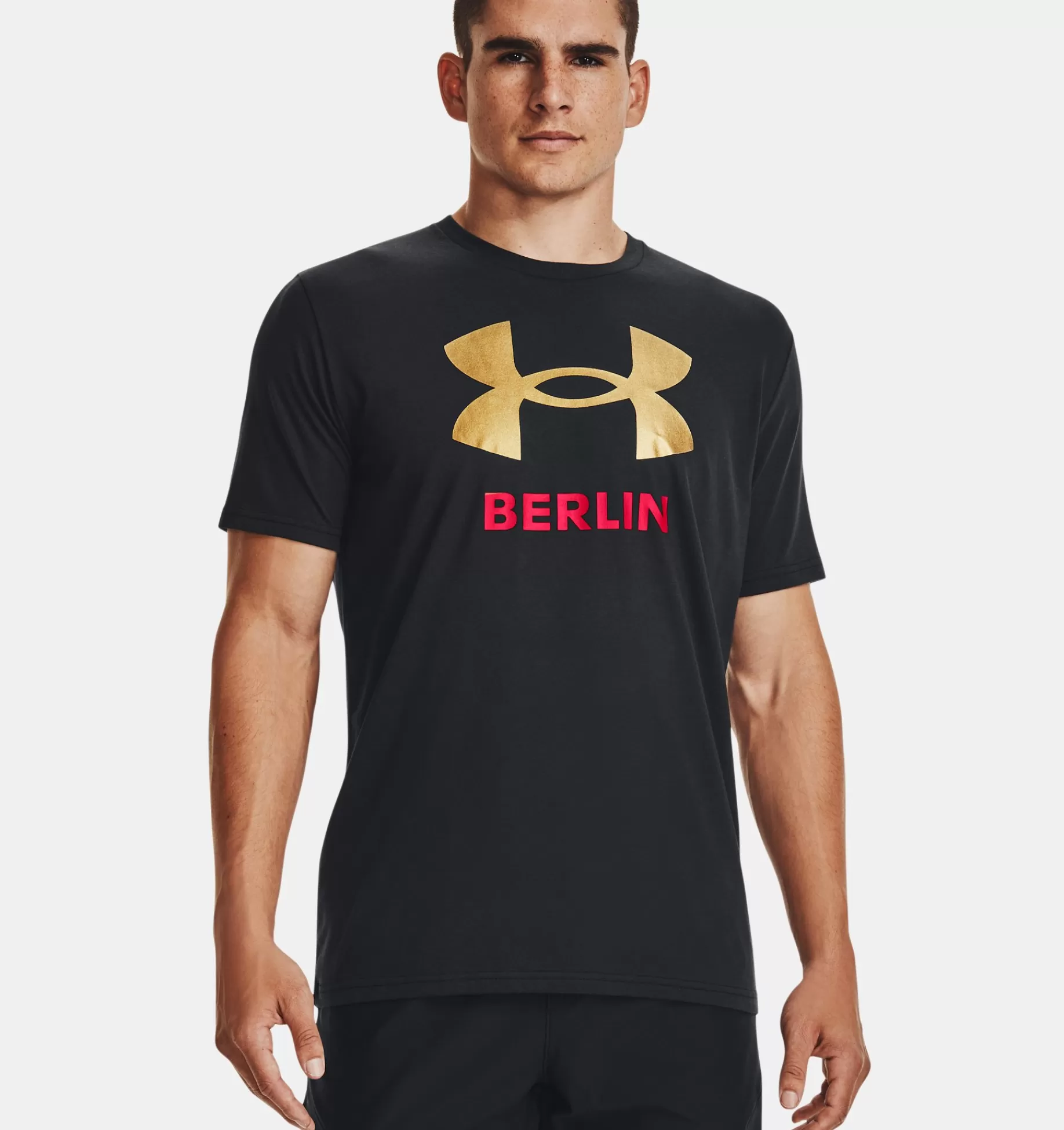 Outlet Under Armour T-Shirt Ua Citta Berlino Black / Red - 001